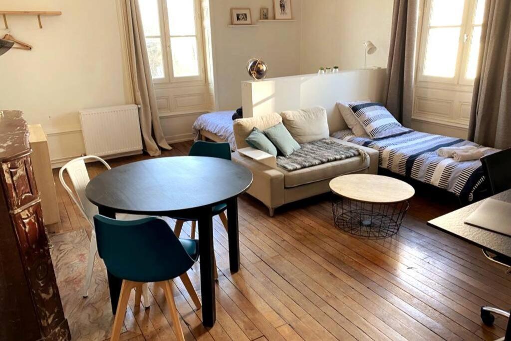 #Le Maitre Du Navire - Grand Studio - Hyper Centre Leilighet Brive-la-Gaillarde Eksteriør bilde