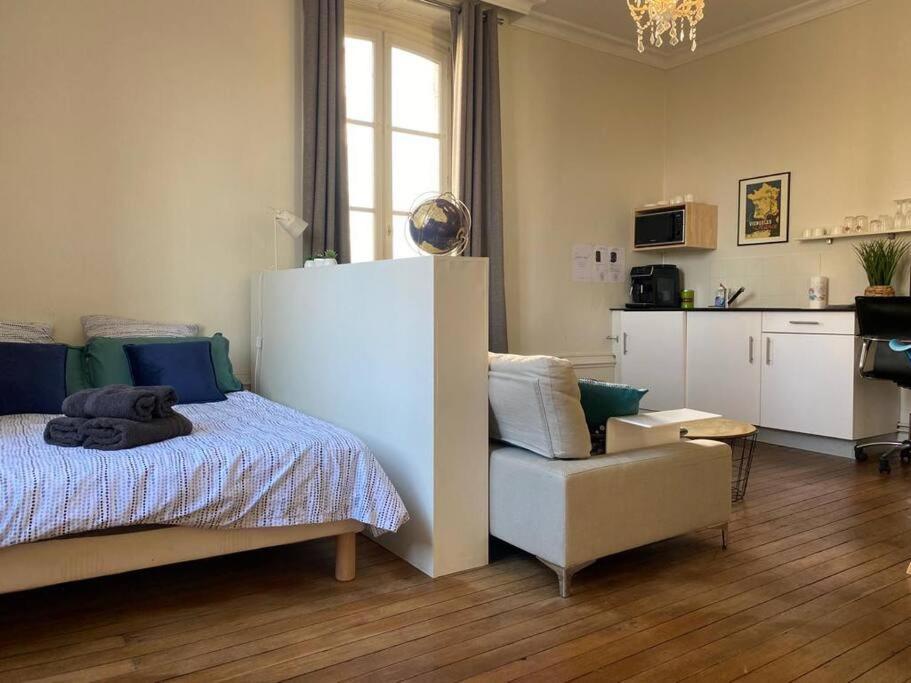#Le Maitre Du Navire - Grand Studio - Hyper Centre Leilighet Brive-la-Gaillarde Eksteriør bilde